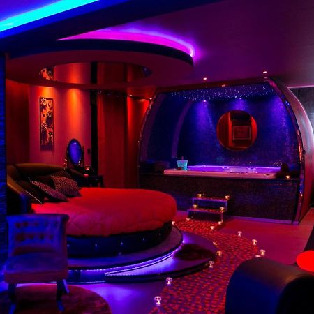 L'Insolite Spa Privatif "Suite Luxueuse-Jacuzzi" Toulouse Dış mekan fotoğraf