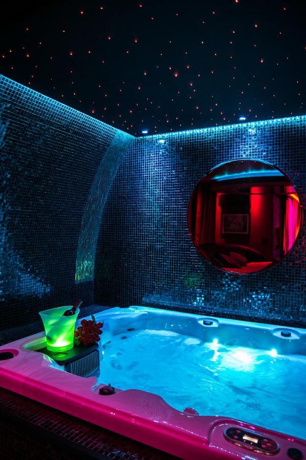 L'Insolite Spa Privatif "Suite Luxueuse-Jacuzzi" Toulouse Dış mekan fotoğraf